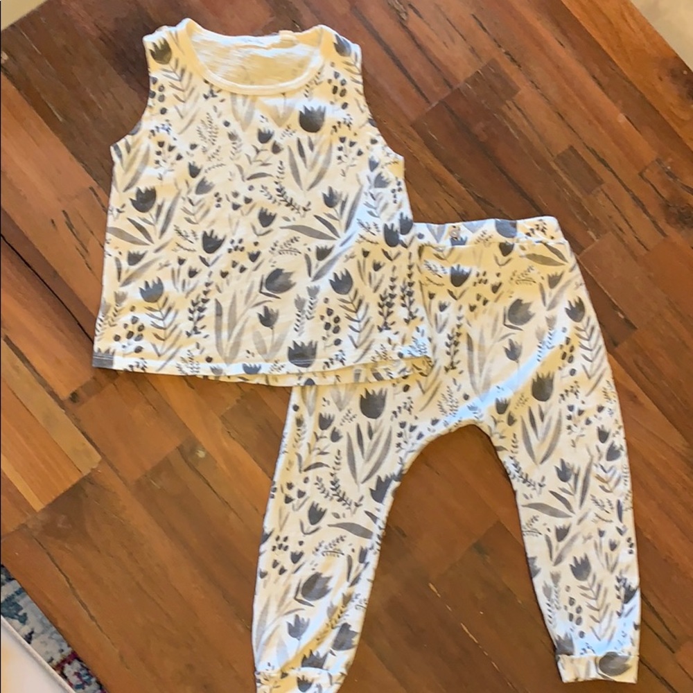Tank & Slouch Pant | Flora
